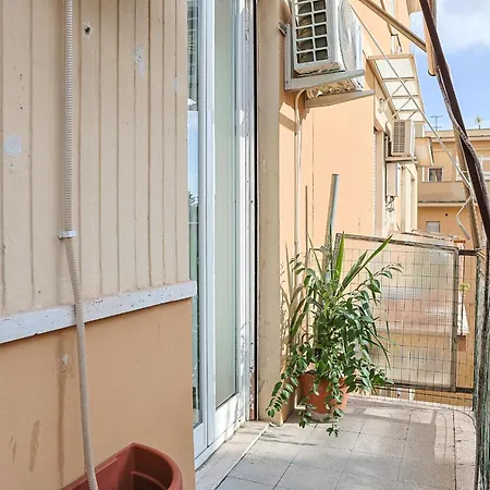 Apartment Open House - Esclusivo A Pochi Passi Dalla Metro