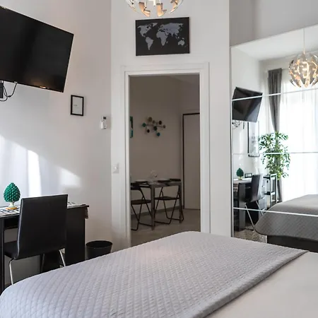 Apartment Open House - Esclusivo A Pochi Passi Dalla Metro Rome