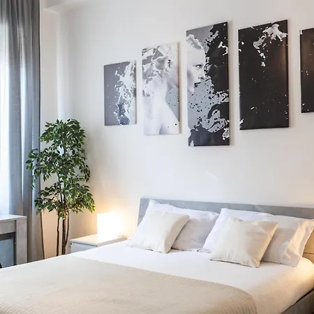 Apartment Open House - Esclusivo A Pochi Passi Dalla Metro *